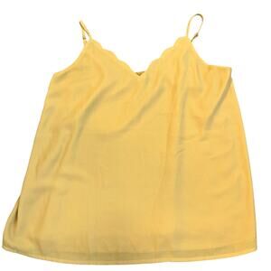 White Birch pale yellow crepe scalloped adjustable tank - lined size M